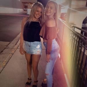 Meet your Posher, Katelyn